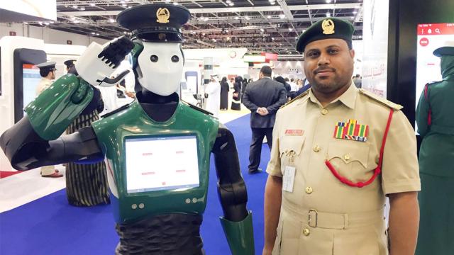 policia-robot-dubai