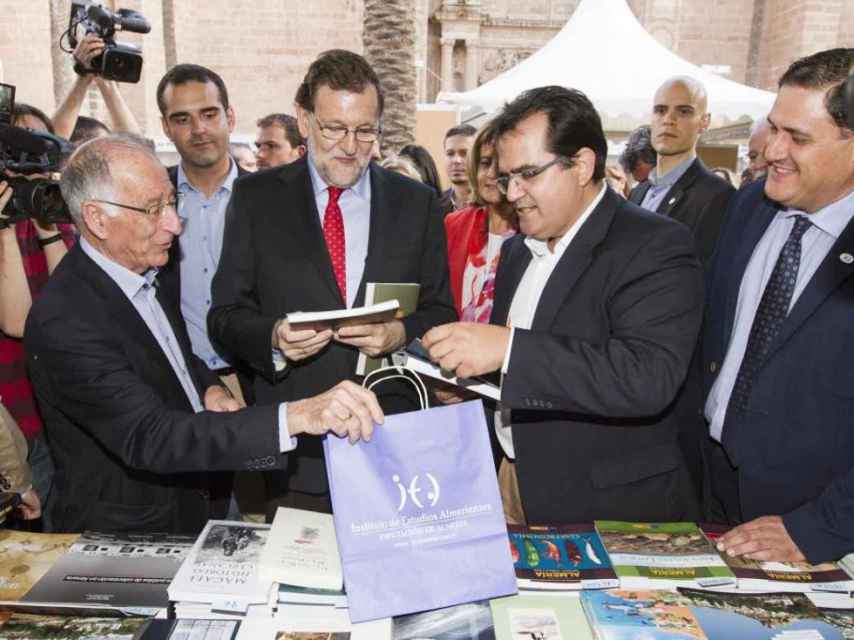 Rajoy en la Feria del Libro de Almería.