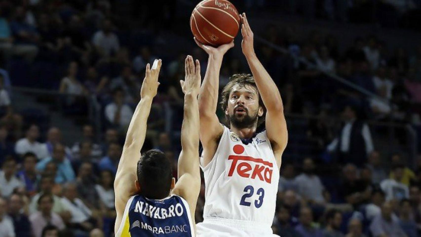 Llull, ante MoraBanc Andorra en el primer partido de los Playoffs   Foto: Twitter (@ACBCOM)