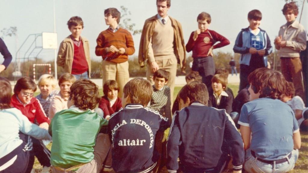 Alumnos del colegio Altair durante los primeros cursos tras abrir sus puertas en 1967
