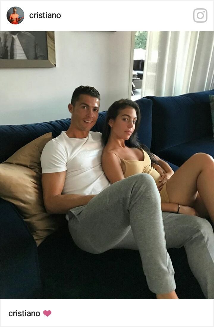 Cristiano Ronaldo hace oficial su noviazgo con Georgina Rodríguez en una romántica foto