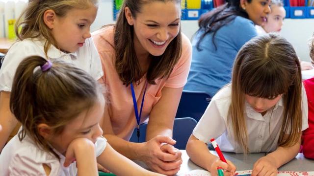 Una clase sólo de niñas