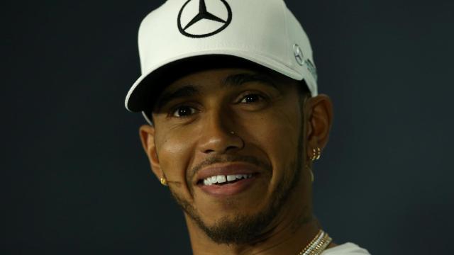 Hamilton, durante una rueda de prensa de la FIA.