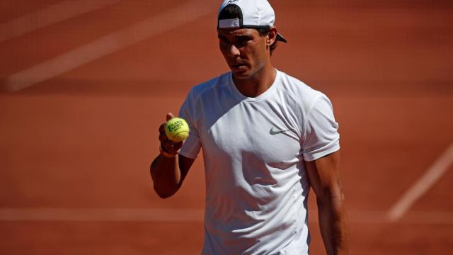 Nadal, durante un entrenamiento en Roland Garros.