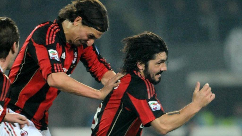 Gattuso celebra junto a Ibra en el Milan. Foto: acmilan.com