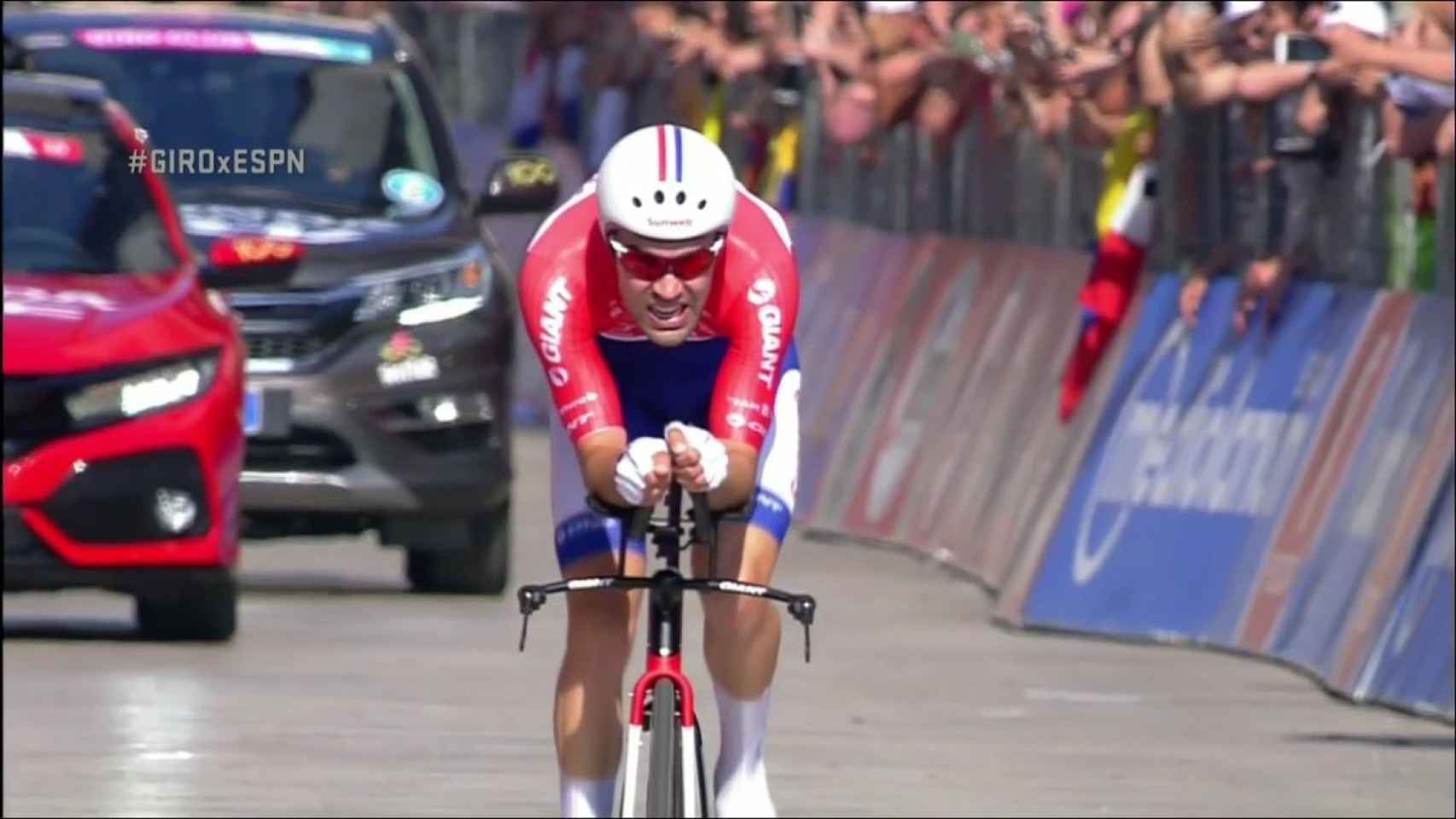 Tom Dumoulin en la crono final del Giro de Italia.
