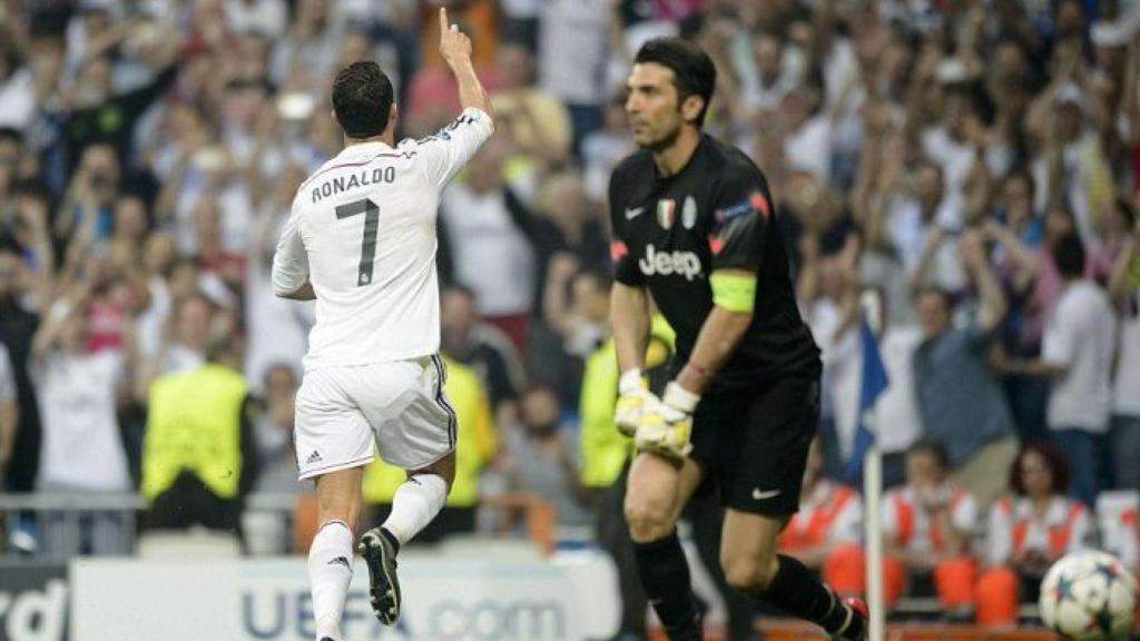 Cristiano celebra el gol que le hizo a Buffon en 2015.