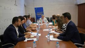 El consejero de Educación, Cultura y Deportes, Ángel Felpeto, ha presidido este lunes la constitución de la Mesa de Coordinación interconsejerías