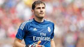 Iker Casillas con la camiseta del Real Madrid