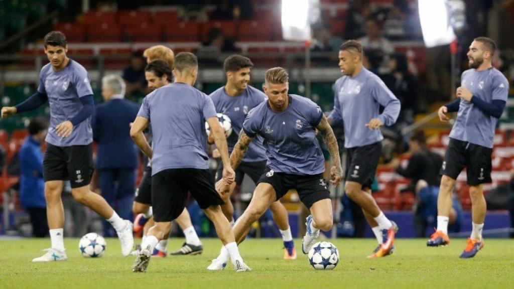 La plantilla entrenando antes de enfrentarse a la Juventus