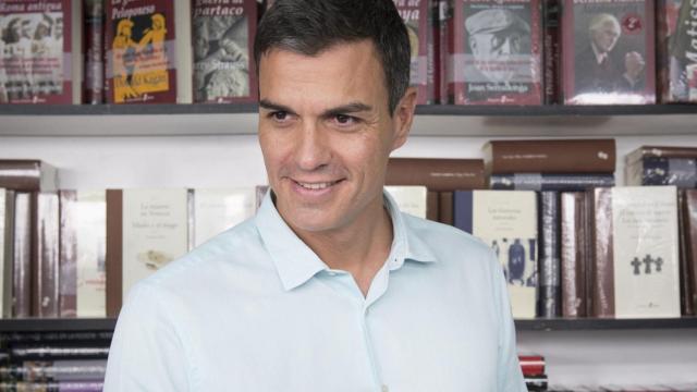 Sánchez, este jueves en la Feria del Libro de Madrid.