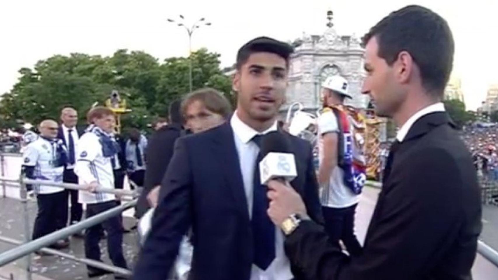 Marco Asensio, durante la celebración en Cibeles