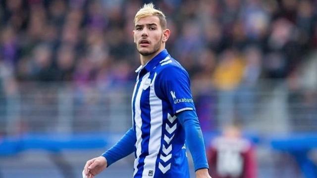 Theo Hernández, durante un partido con el Alavés.