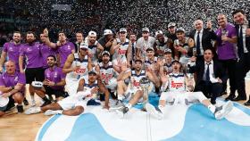 El Real Madrid celebra la cuarta Copa del Rey consecutiva