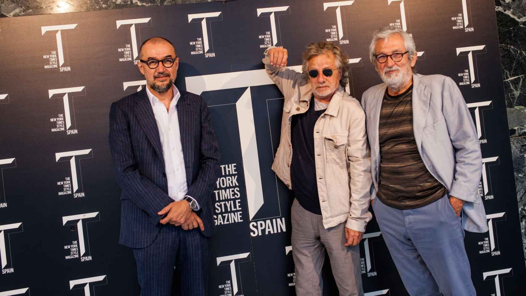 A la derecha, su editor Andrés Rodríguez junto a los invitados. | Foto: Spainmedia.