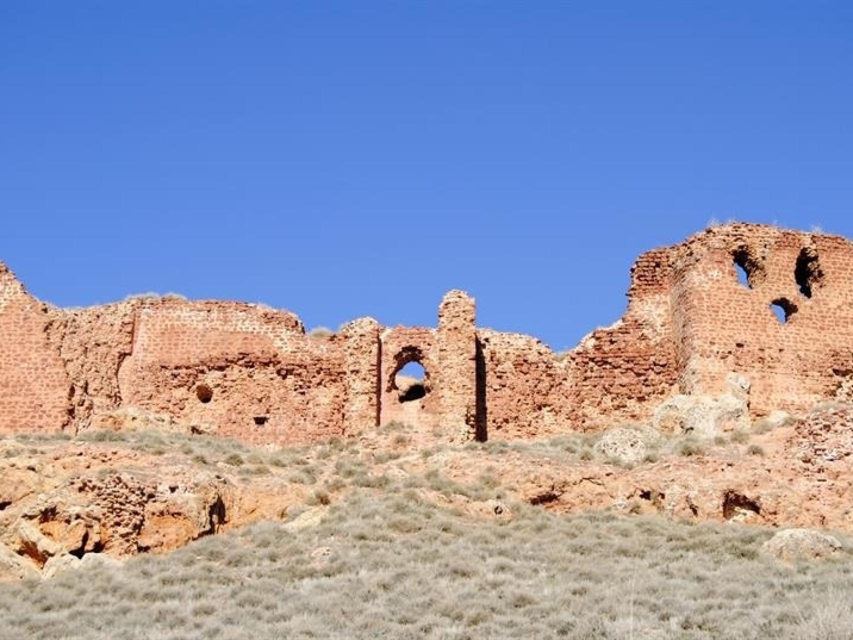 Castillo de la Estrella de Montiel, en Ciudad Real, fortaleza medieval.