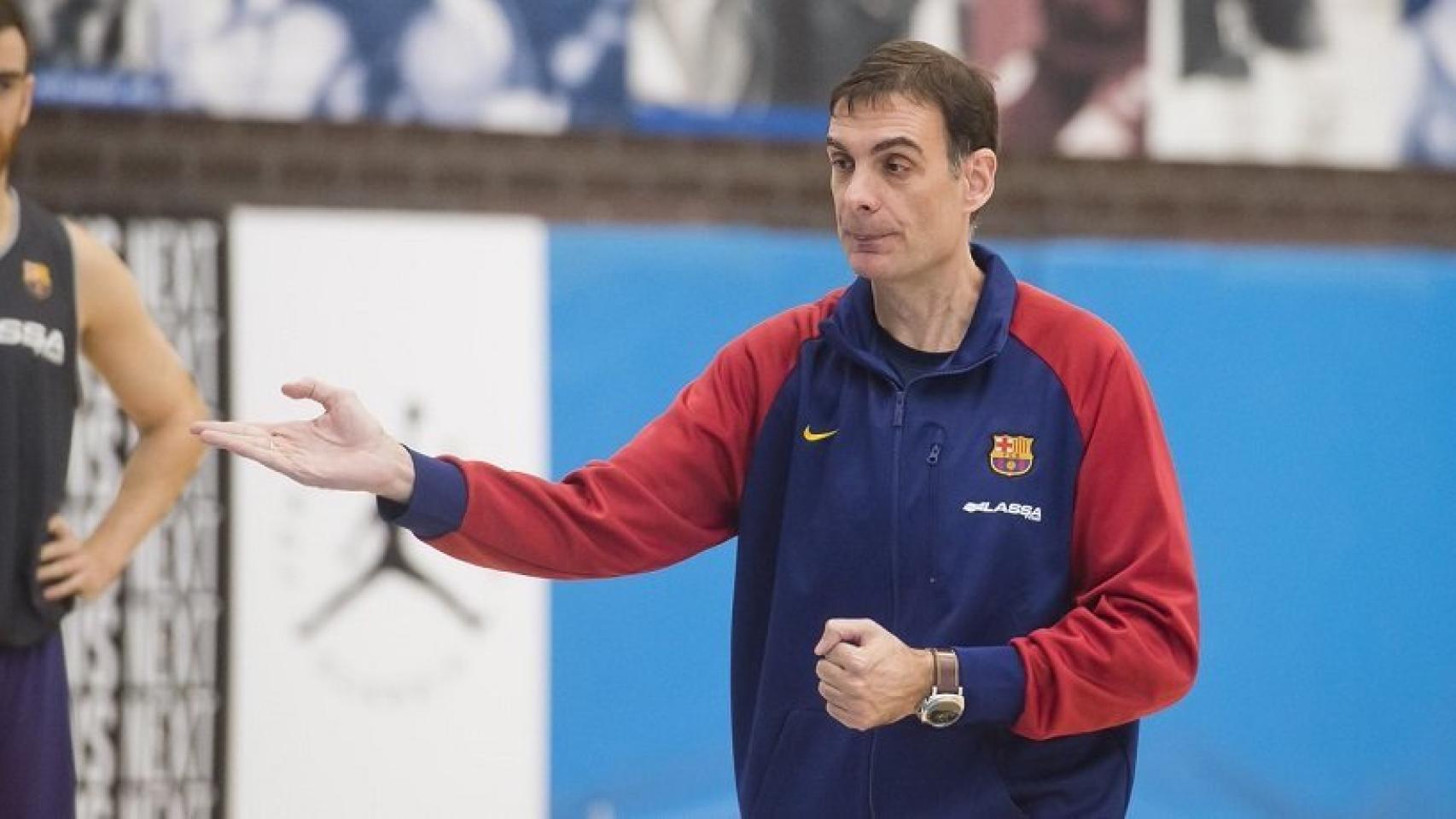 Bartzokas en un entrenamiento con el Barça. Foto: Twitter (@FCBbasket)