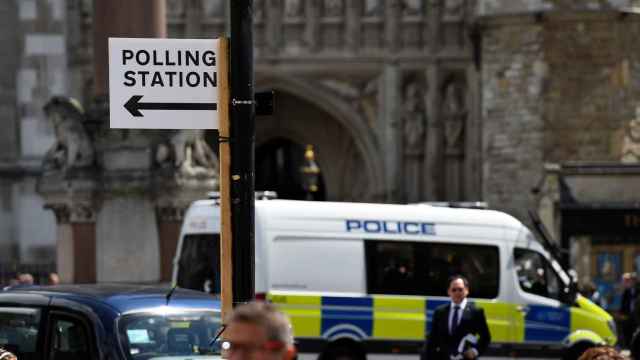Imagen de uno de los centros de votación en Londres