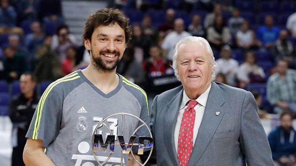 Sergio Llull junto a Emiliano Rodríguez.