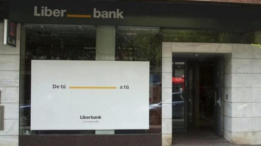 Liberbank, el séptimo banco de España, se desploma en bolsa.