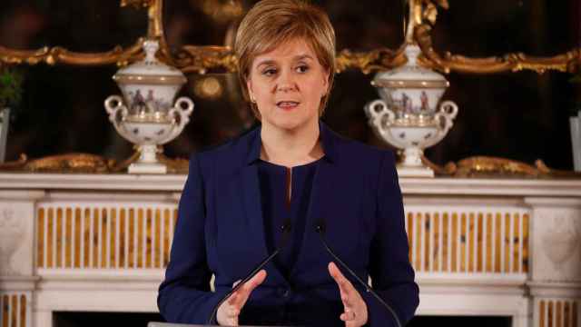 Los nacionalistas escoceses reconocen que la propuesta de referéndum les ha pasado factura