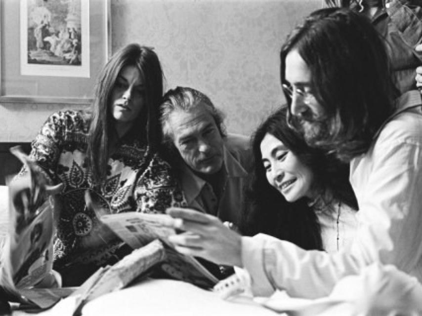 Rosemary Leary, Timothy Leary, Yoko Ono y John Lennon.
