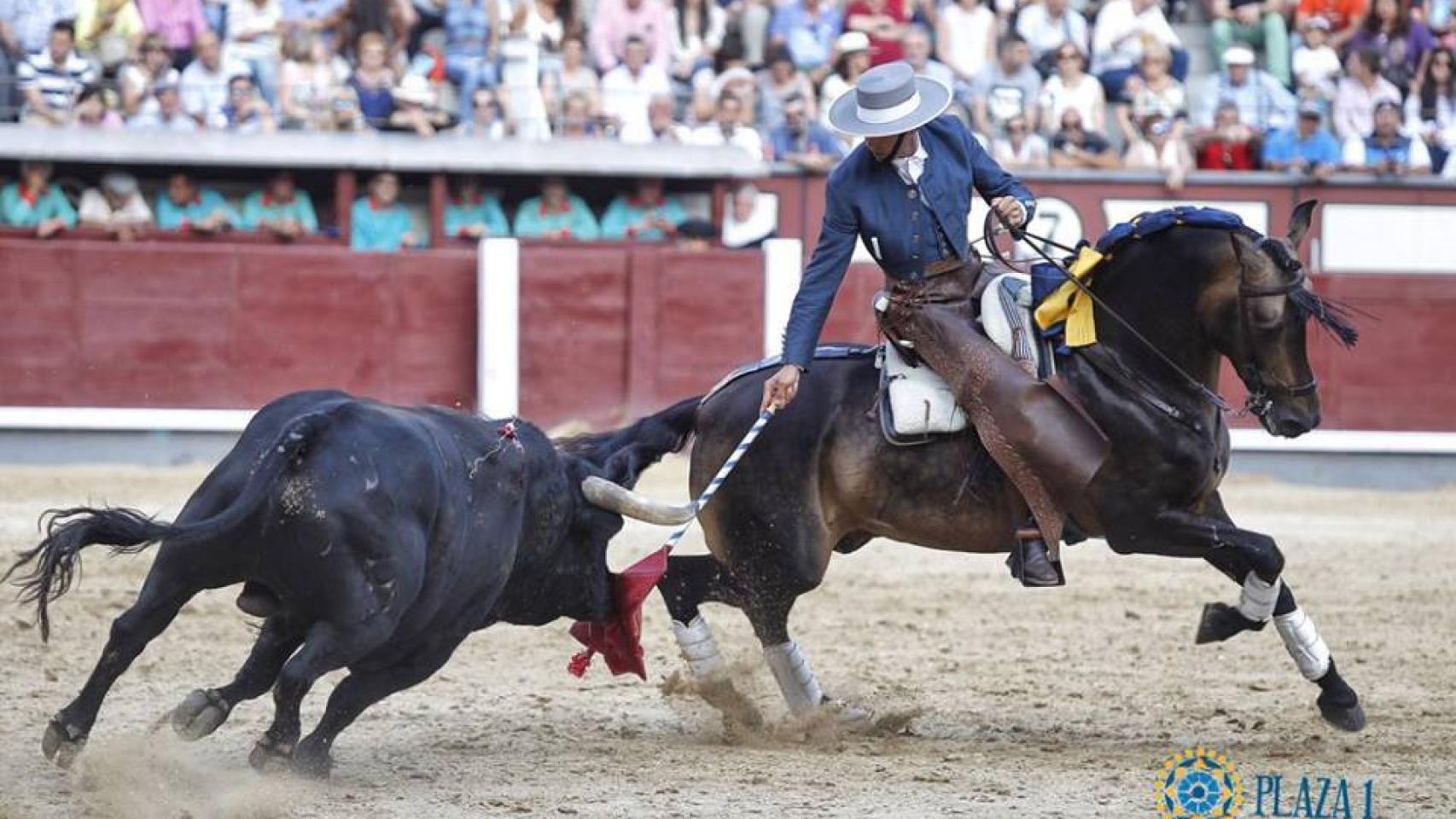 Sergio Galán recibió al segundo a porta gayola