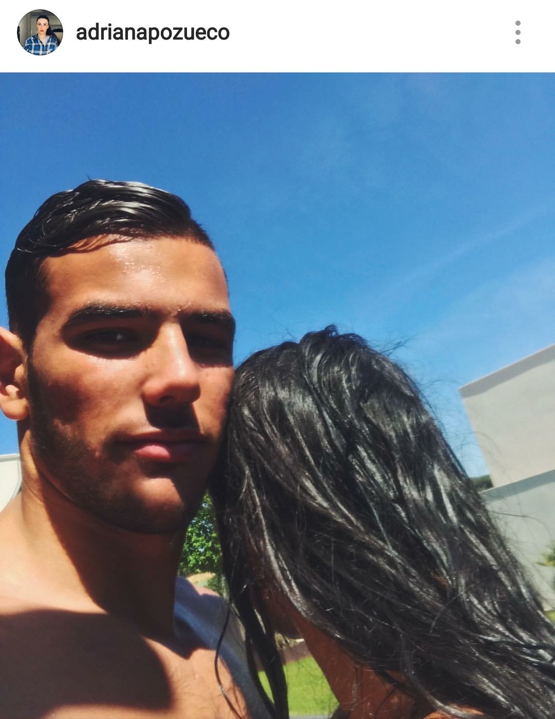 Theo Hernández se escapa a Ibiza con su novia antes de fichar por el Real Madrid
