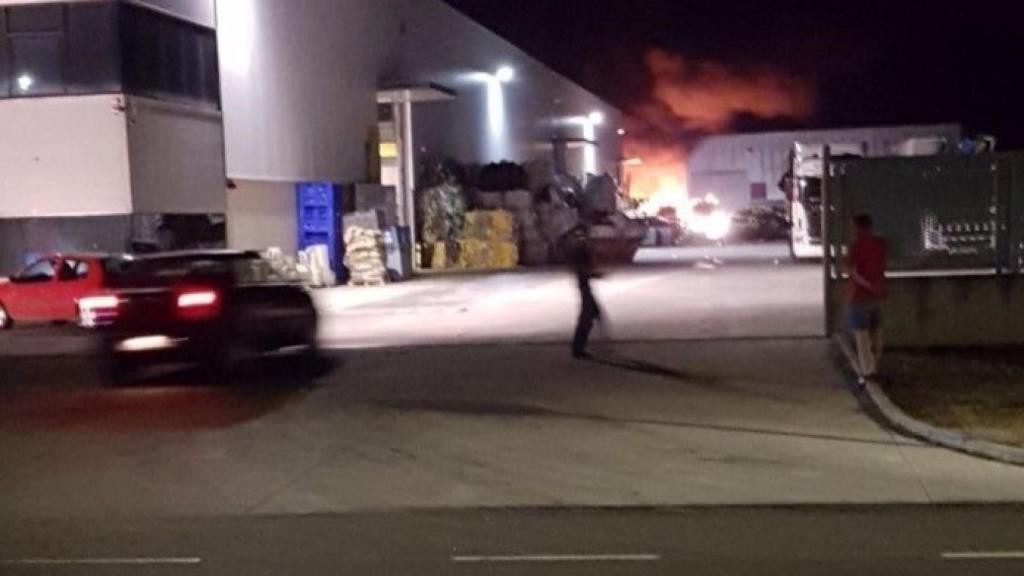 incendio planta reciclaje penafiel valladolid sucesos 1