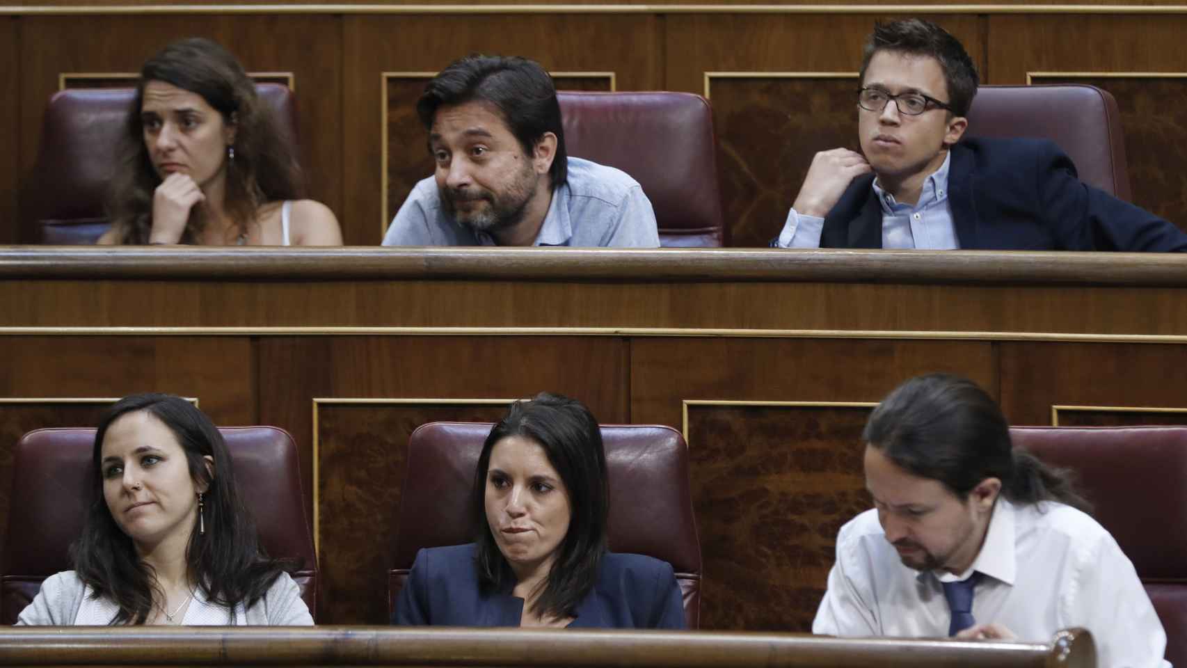 Pablo Iglesias, Irene Montero, Ione Belarra, Íñigo Errejón, Rafael Mayoral y Noelia Vera-Ruiz