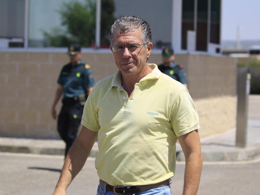 Francisco Granados, a su salida de la cárcel de Estremera.