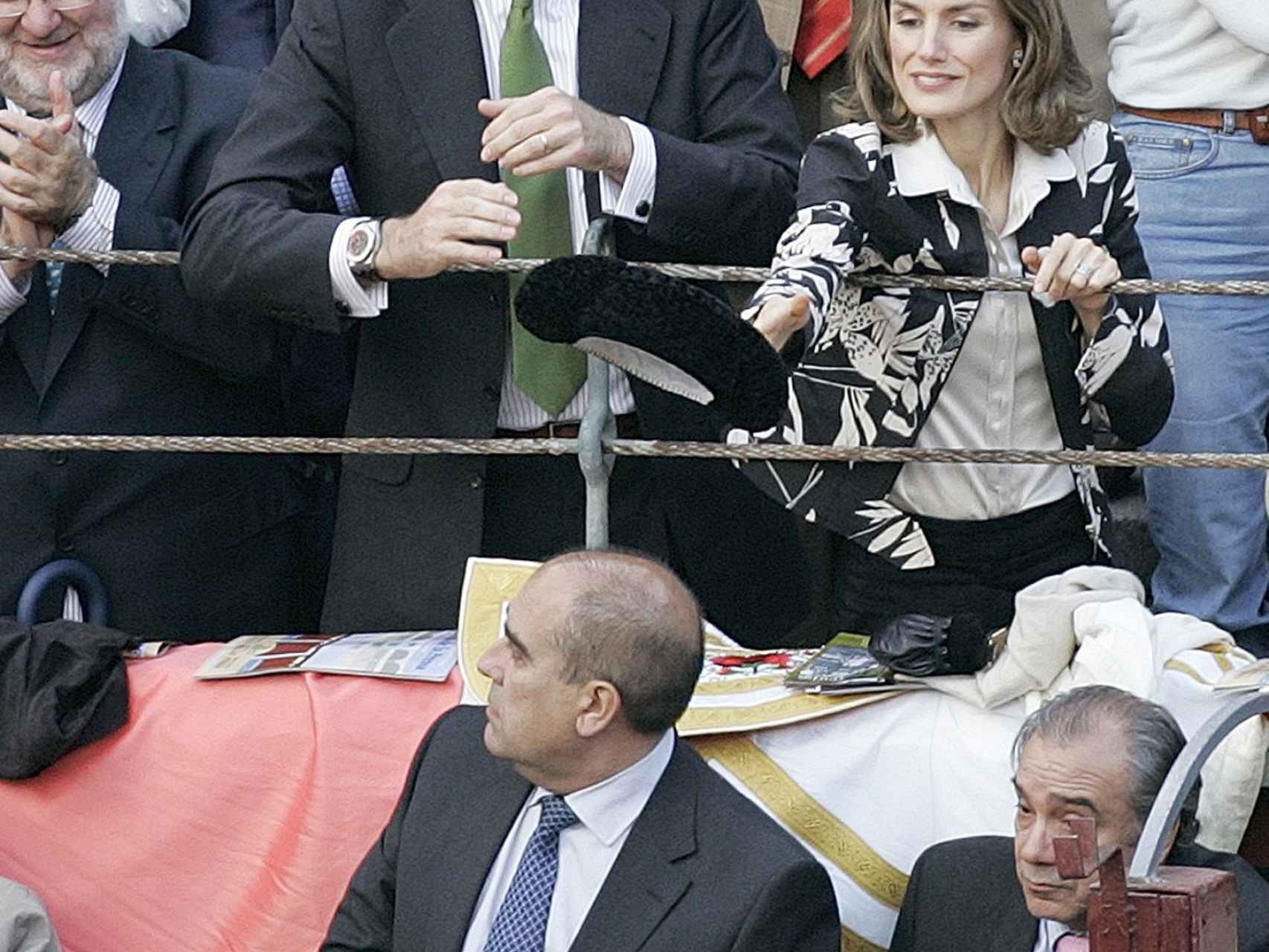 Felipe y Letizia, en una de sus escasas visitas a la plaza, cuando ambos eran príncipes de Asturias.