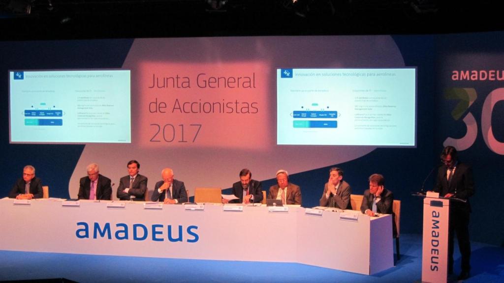 Amadeus ha aprobado un dividendo complementario de 0,54 euros por acción con cargo a 2016.