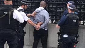 Trending-topic-detenido-londres-cuchillo