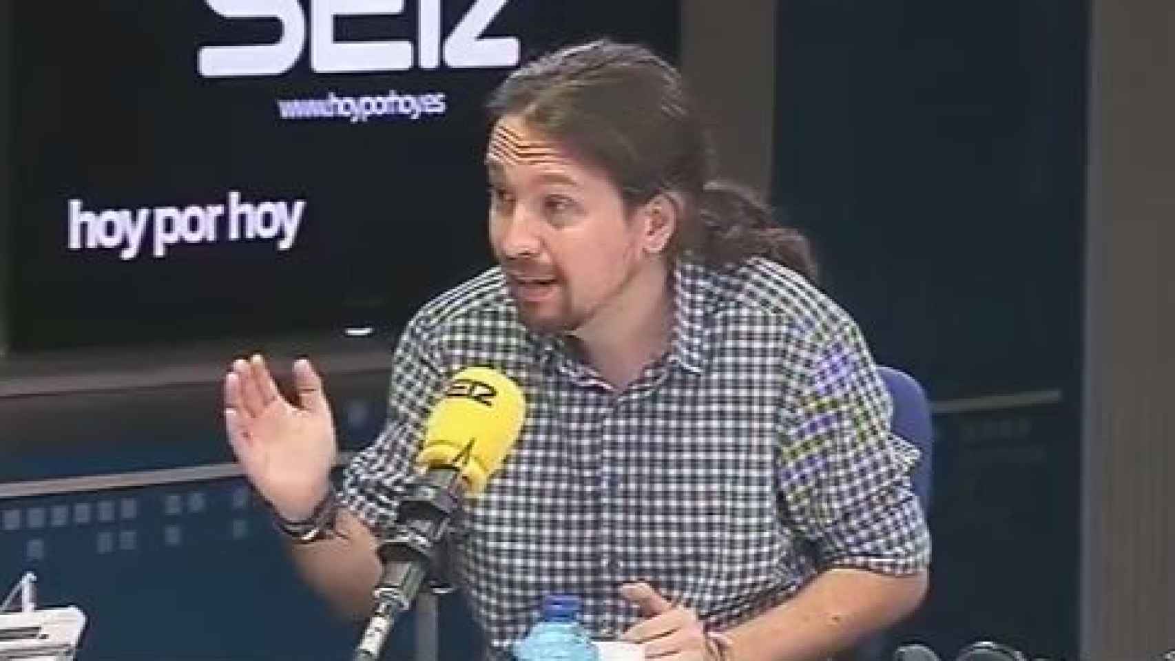Pablo Iglesias durante la entrevista en la Cadena SER