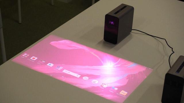 El proyector con Android Sony Xperia Touch ya puede comprarse en España