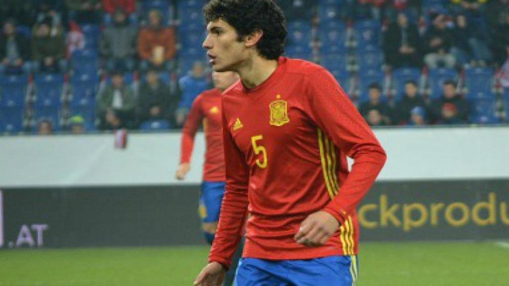 Vallejo, el nuevo defensa de Zidane   Foto: sefutbol.com