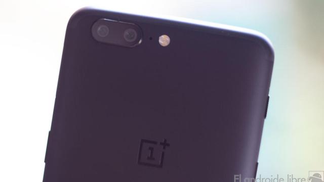 El OnePlus 5 no tiene zoom óptico 2x y encima se anuncia en el OnePlus 3