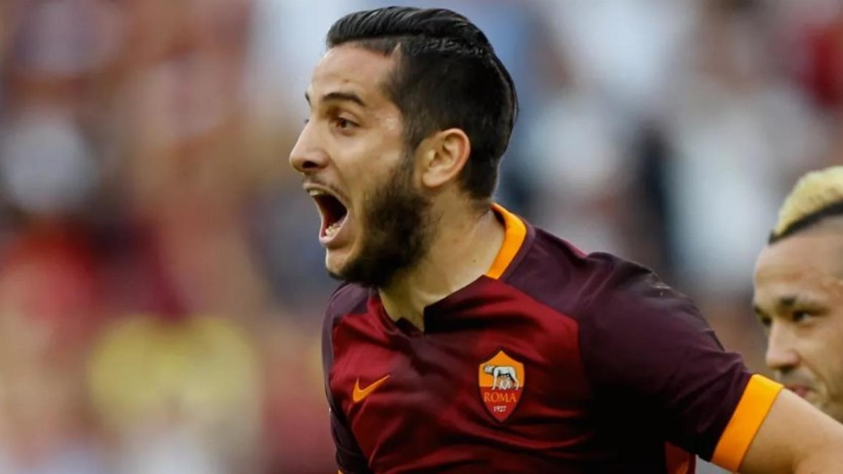 Manolas se queja durante un partido de la Roma. Foto: asroma.com