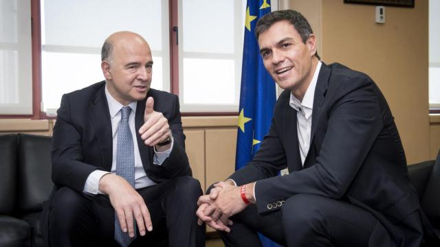 Pierre Moscovici y Pedro Sánchez durante su reunión en Madrid.