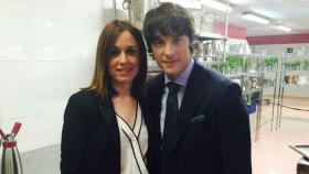 La directora general de Turismo, Ana Isabel Fernández, con Jordi Cruz.