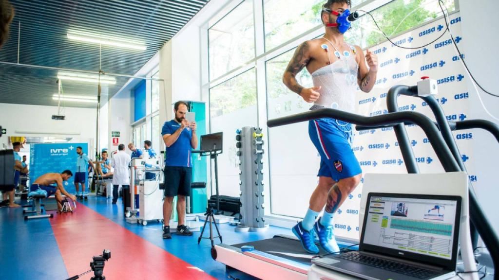 Pruebas en el Levante FC.