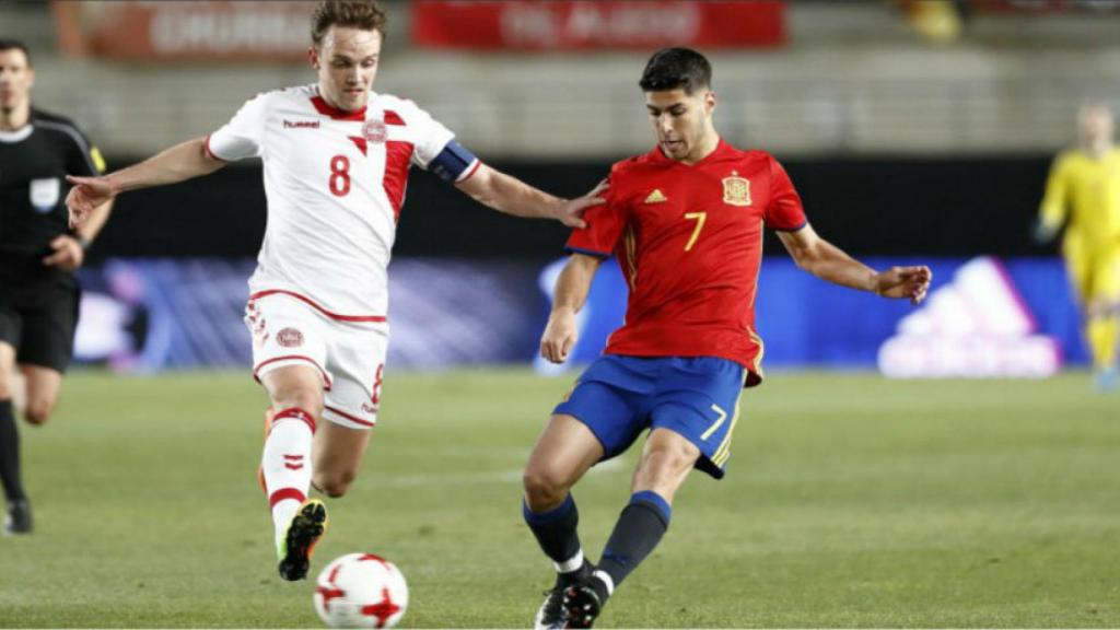 Asensio jugando con España sub21. Foto: Twitter (@SeFutbol)