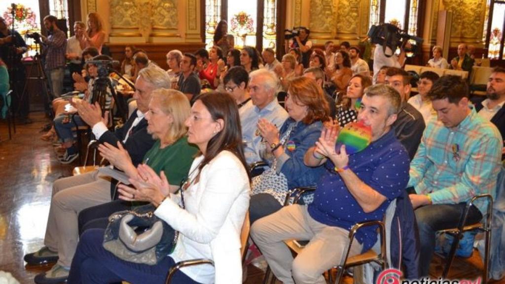 acto institucional valladolid dia orgullo lgtbi gay 10