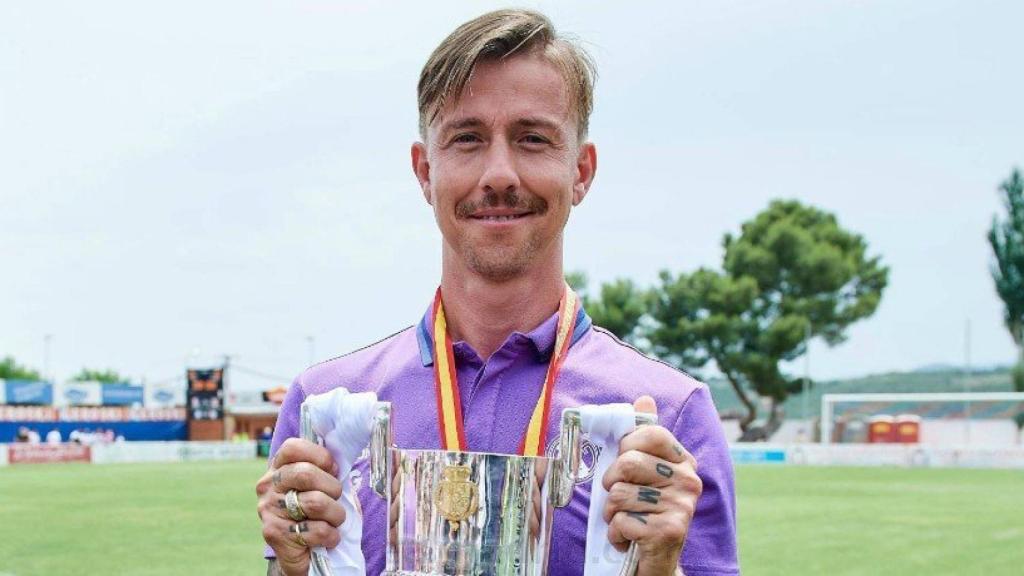 Guti celebra la Copa del Rey