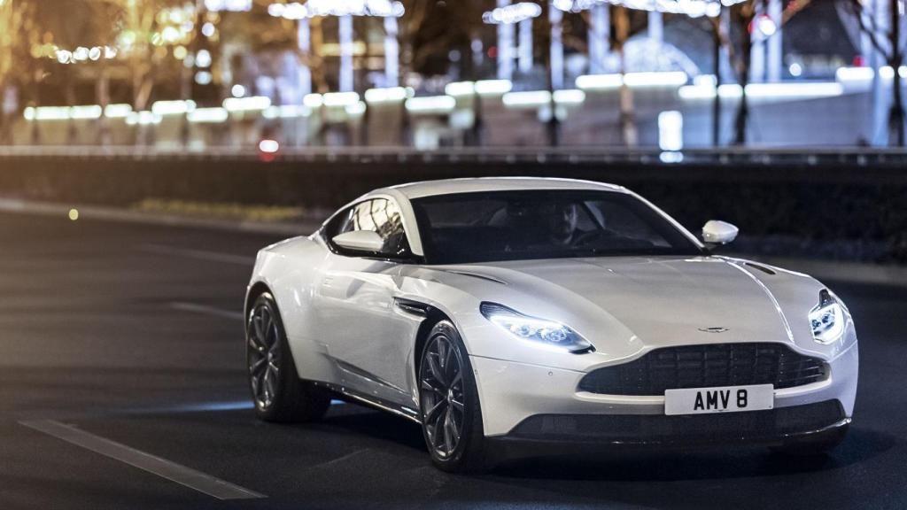 V8-Powered DB11_01