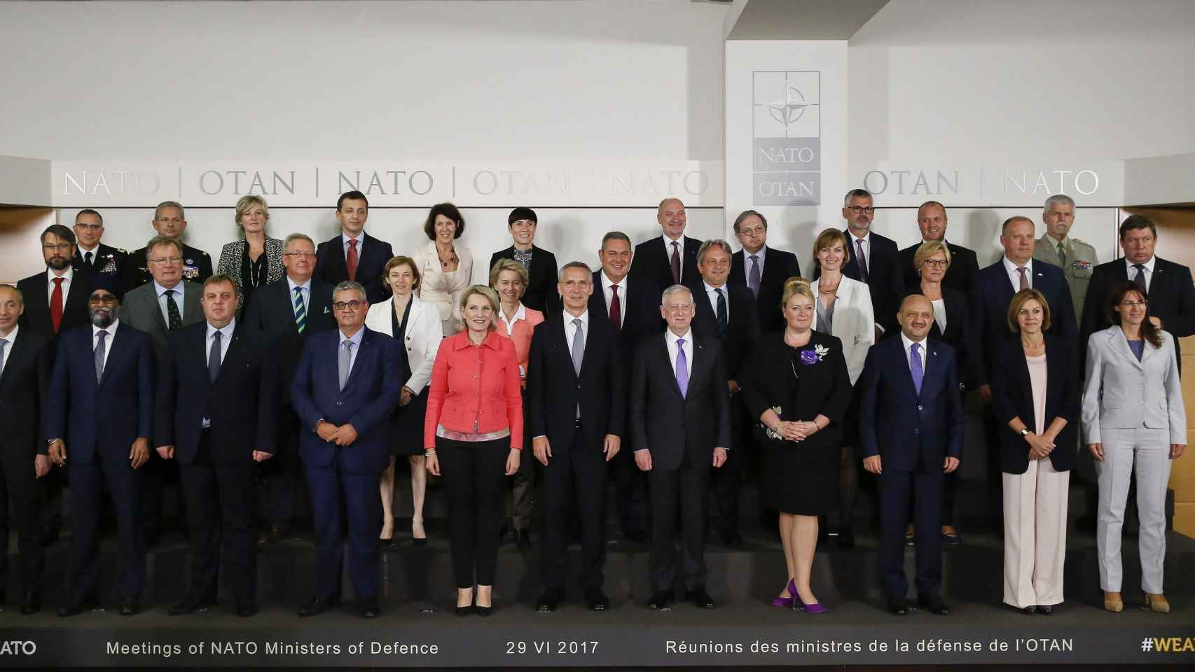 Cospedal ha participado en la reunión de la OTAN en Bruselas