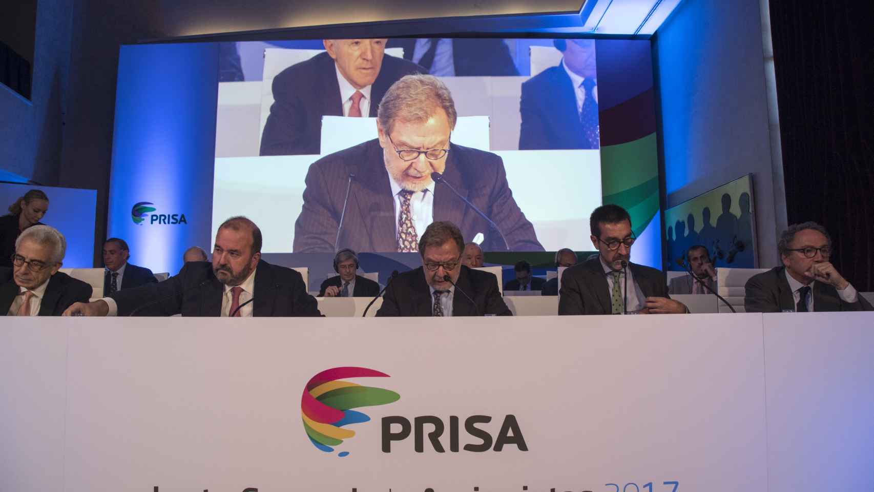 Juan Luis Cebrián presidiendo la última junta general de accionistas del grupo Prisa.