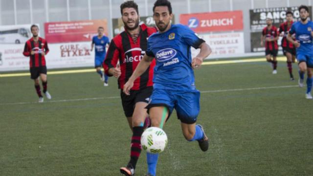 San José en un partido con el Fuenlabrada