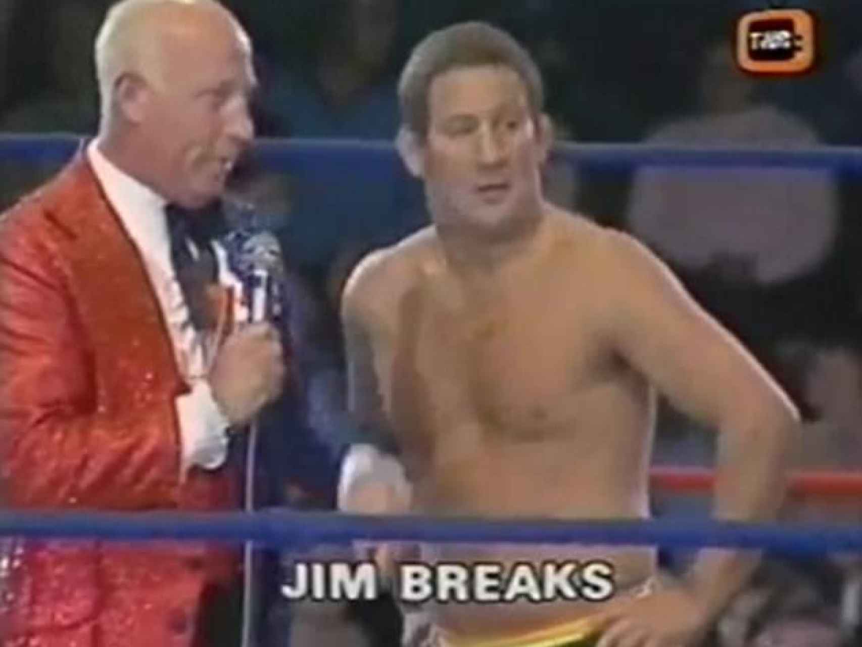 James Breaks, en uno de los combates televisados del British Wrestling.